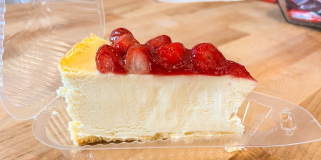 Strawberry Cheesecake Slice