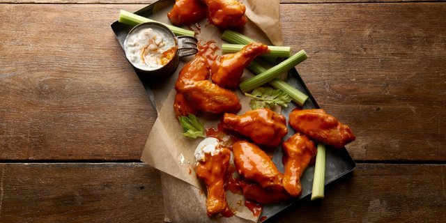 Bone-In Naked Wings