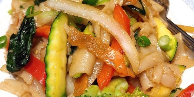 Vegan Pad Kee Mao