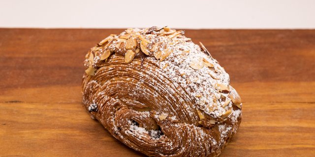 Chocolate & Almond Croissant