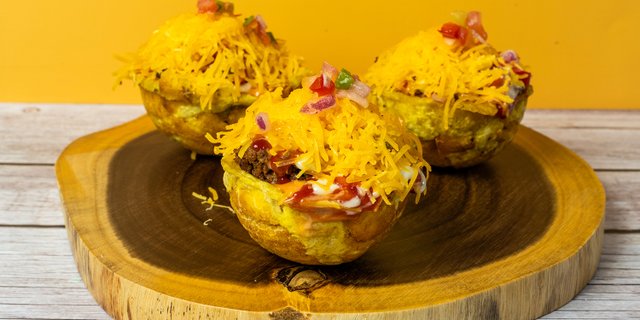 Mofonguitos Boxed Lunch