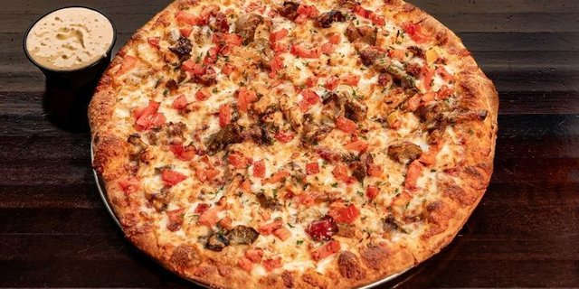 Fire Roasted Chicken Pizza