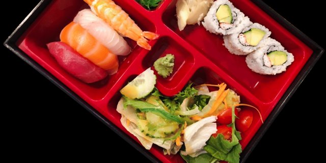 Nigiri Bento Box