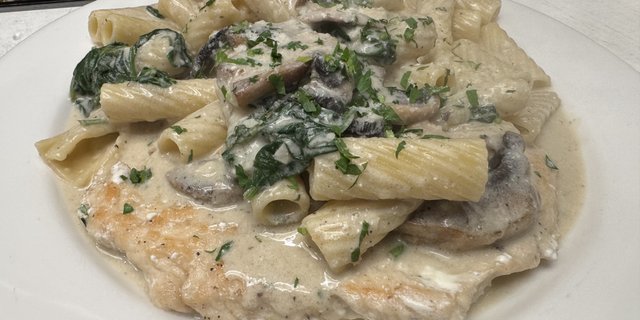 Creamy Chicken Spinach