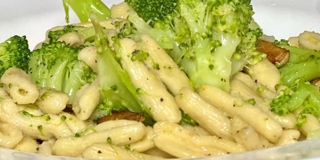 Pasta w/ Broccoli