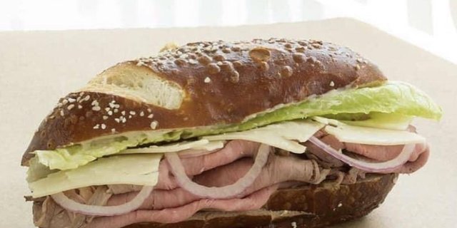 Grass-Fed Roast Beef Sandwich