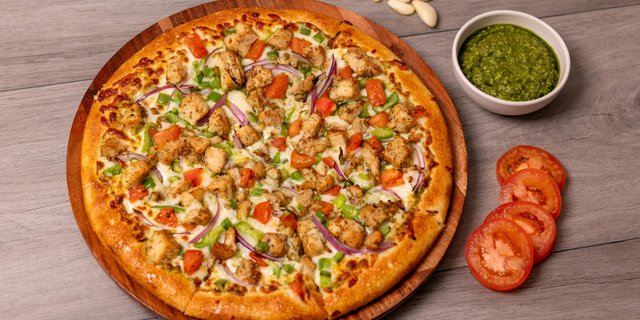 Pesto Chicken Pizza