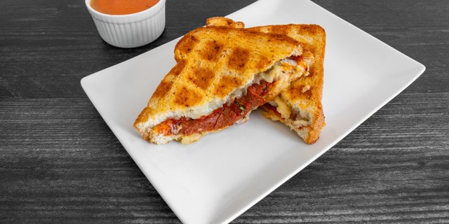 Times Square Pizza Melt