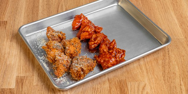 100 Boneless Wings