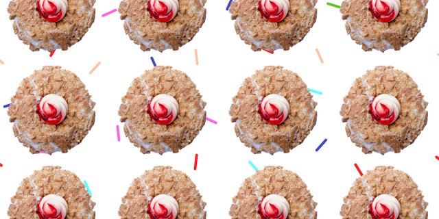 1 Dozen Strawberry Cream Cheese