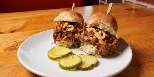 BBQ Pulled Pork Sliders