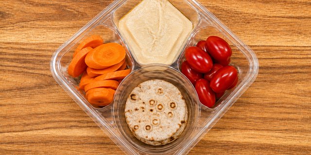 Veggies & Hummus