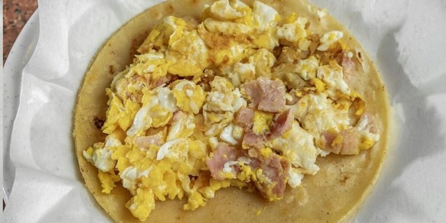 25 Breakfast Tacos w/ Corn Tortillas