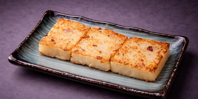 Pan-Fried Turnip Cakes