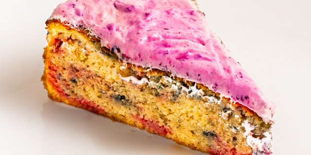 Mixed Berries Smartfit Cake