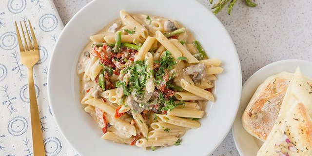 Creamy Mushroom & Asparagus