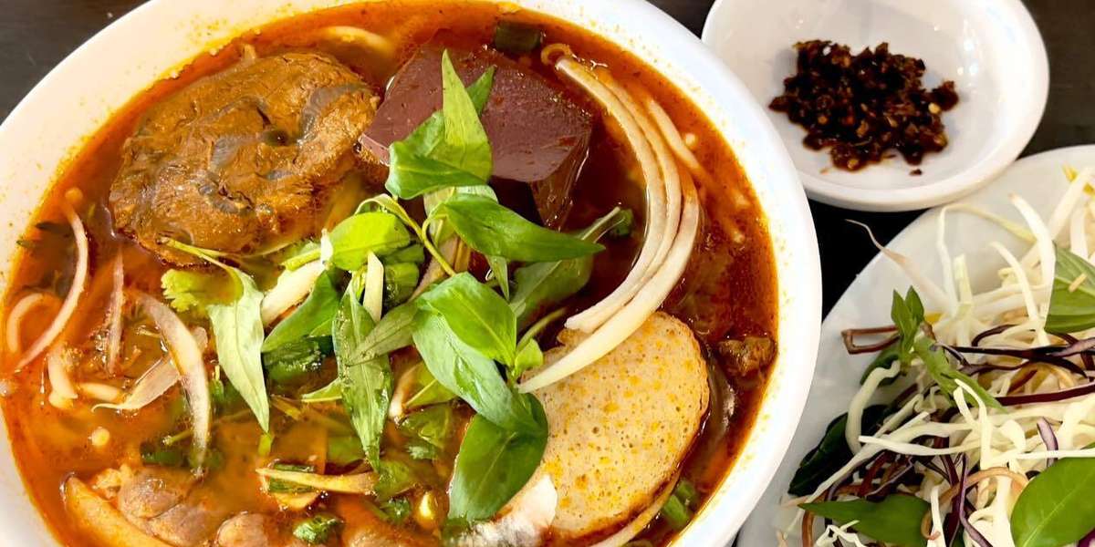 Huong Que Vietnamese Restaurant