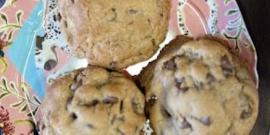 BKC Famous Chocolate Chip Cookies With Nuts