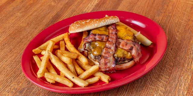 Bacon Cheddar Burger