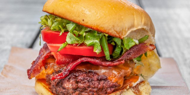Sean's Bacon Cheeseburger