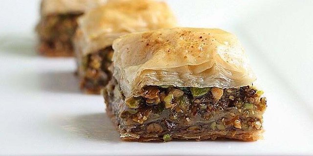 Pistachio Baklawa