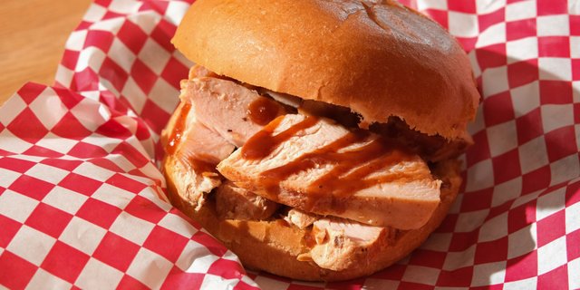 Pig-N-Out Sandwich Meal