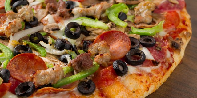 The Everest Pizza