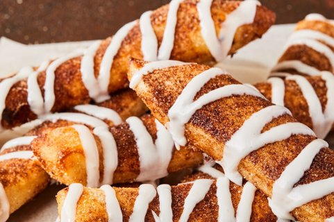 Cinnamon Sugar Breadsticks Tray
