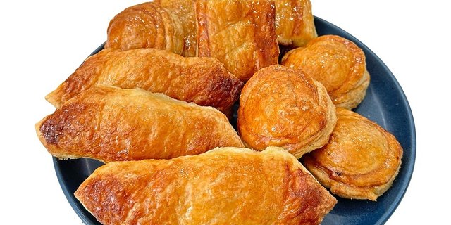 Half Dozen Assorted Cuban Pastries