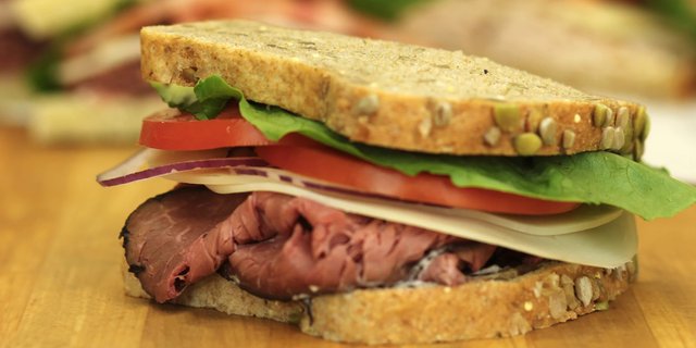 Roast Beef & Provolone Sandwich
