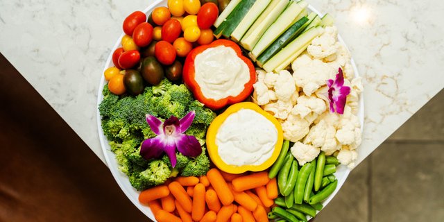 Crudite w/ Dipping Sauce