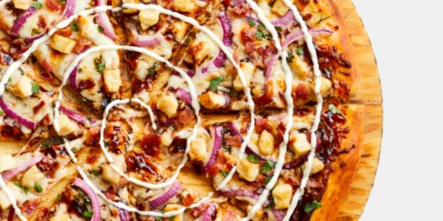 10" BBQ CHICKEN BACON RANCH PIZZA BOXED MEAL