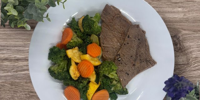 Slow-Roasted Beef & Rice