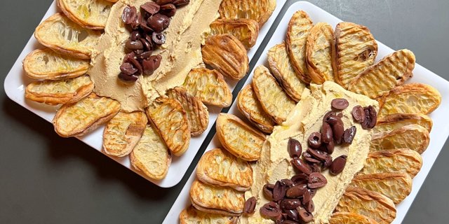Hummus Tray