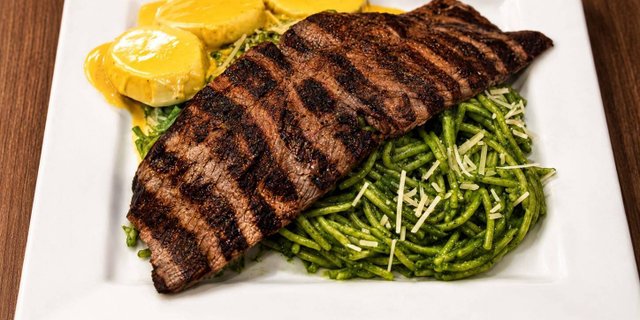 Grilled Steak w/ Pasta al Pesto