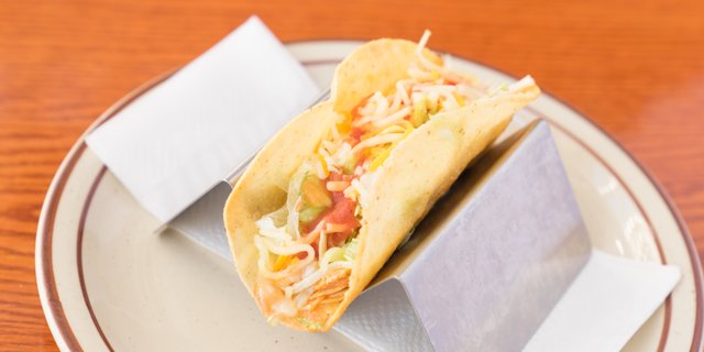Crispy Shredded Chicken Tacos