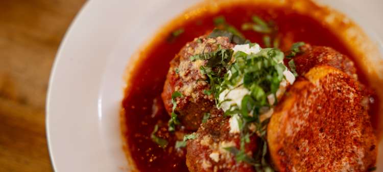 Zinna's Bistro