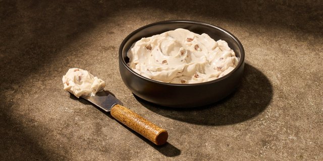 Honey Walnut Cream Cheese - Individual