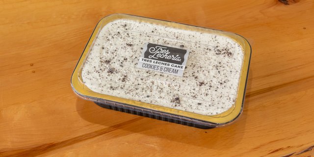 Cookies & Cream Tres Leches Cake