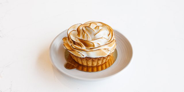 Lemon Meringue Tart Tray