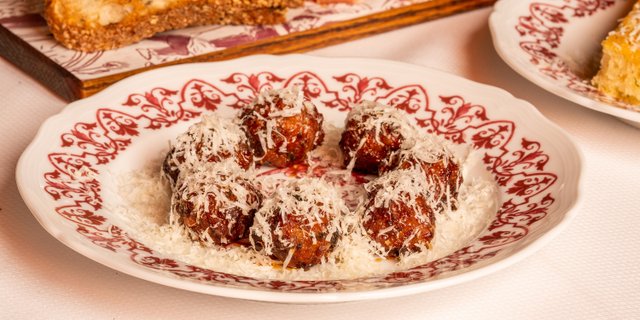 Sweet & Sour Mini Meatballs