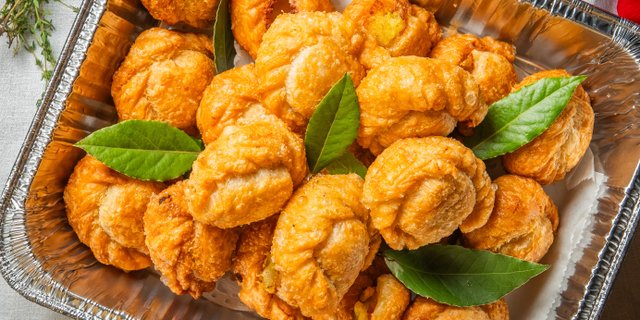 Gorgeous Curry Puff