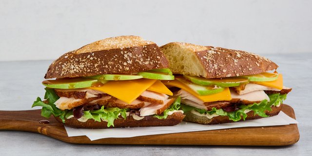 Pretzel Turkey Sandwich Lunch Box w/ Salad & Chips