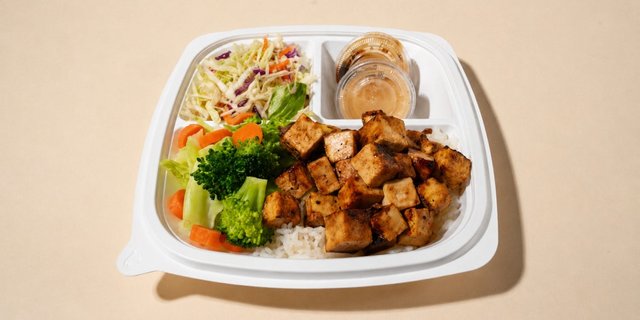 Organic Tofu Catering Plate
