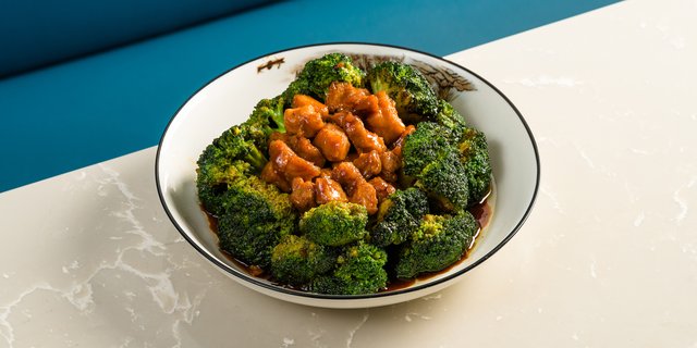 Chicken w/ Broccoli