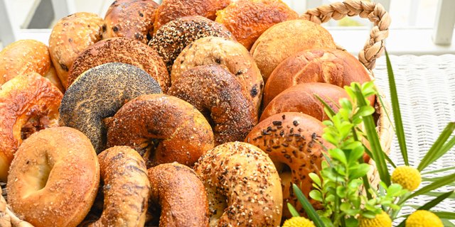 Small Bagel Basket