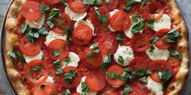 Caprese Pizza