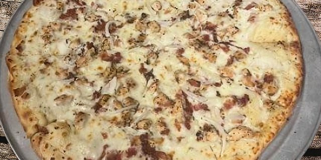 Crazy Chicken Pizza
