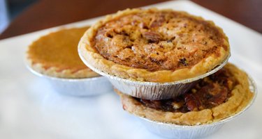Uncle Willie’s Pies