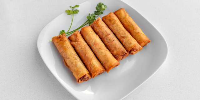 Chicken Egg Rolls